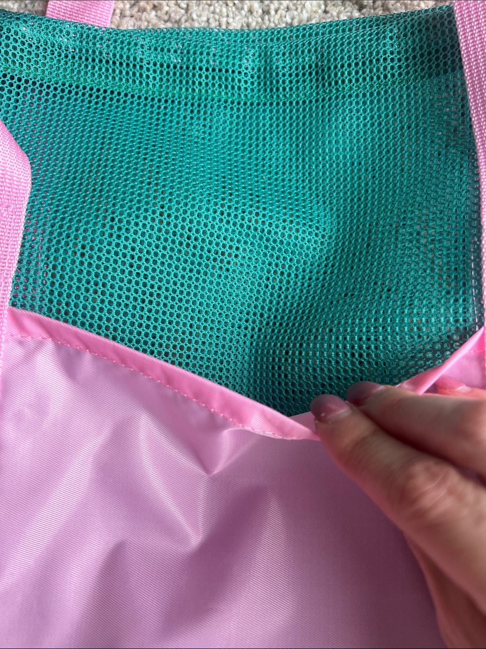 Uniqlo Pink & Teal Mesh Tote Bag - NWOT - Picture 4 of 10